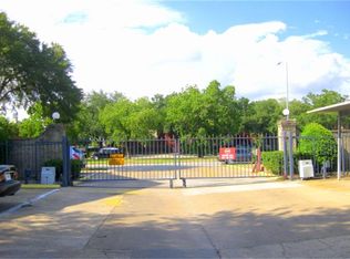 8201 Richmond Ave APT 18, Houston, TX 77063