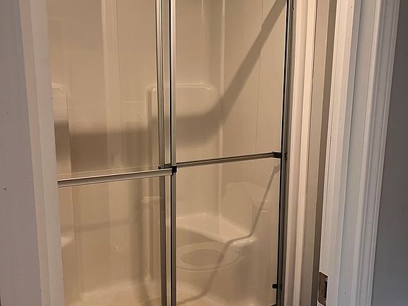 4th image of 2451 Marina Dr