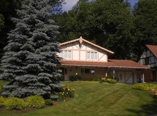 5415 Carlingfort Dr, Toledo, OH 43623
