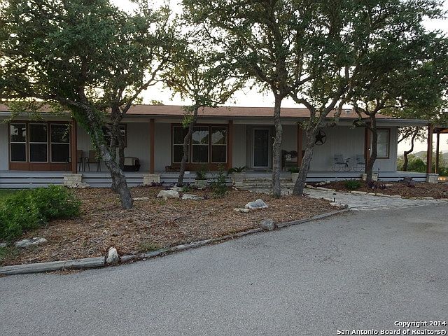 1st image of 551 Oak View Dr