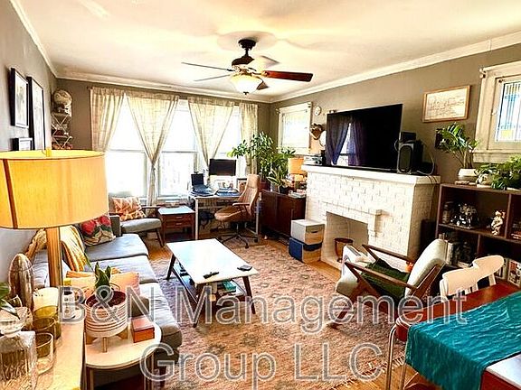 5th image of 1719 W Ainslie St Unit 2