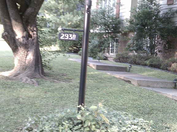 3rd image of 2930 Brookwood Dr