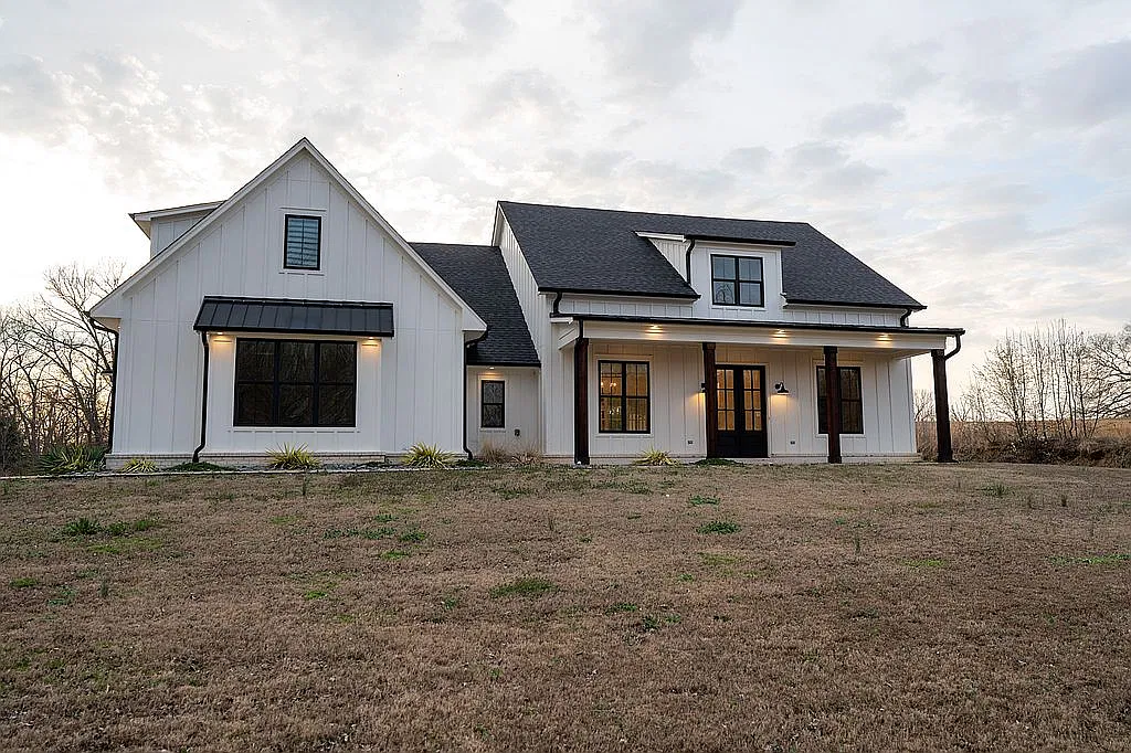 84 Dudley Pl — exterior photo