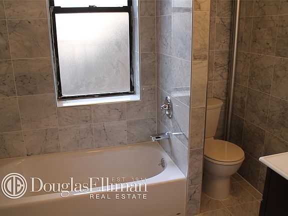 5th image of 250 W 78th St APT 2FR