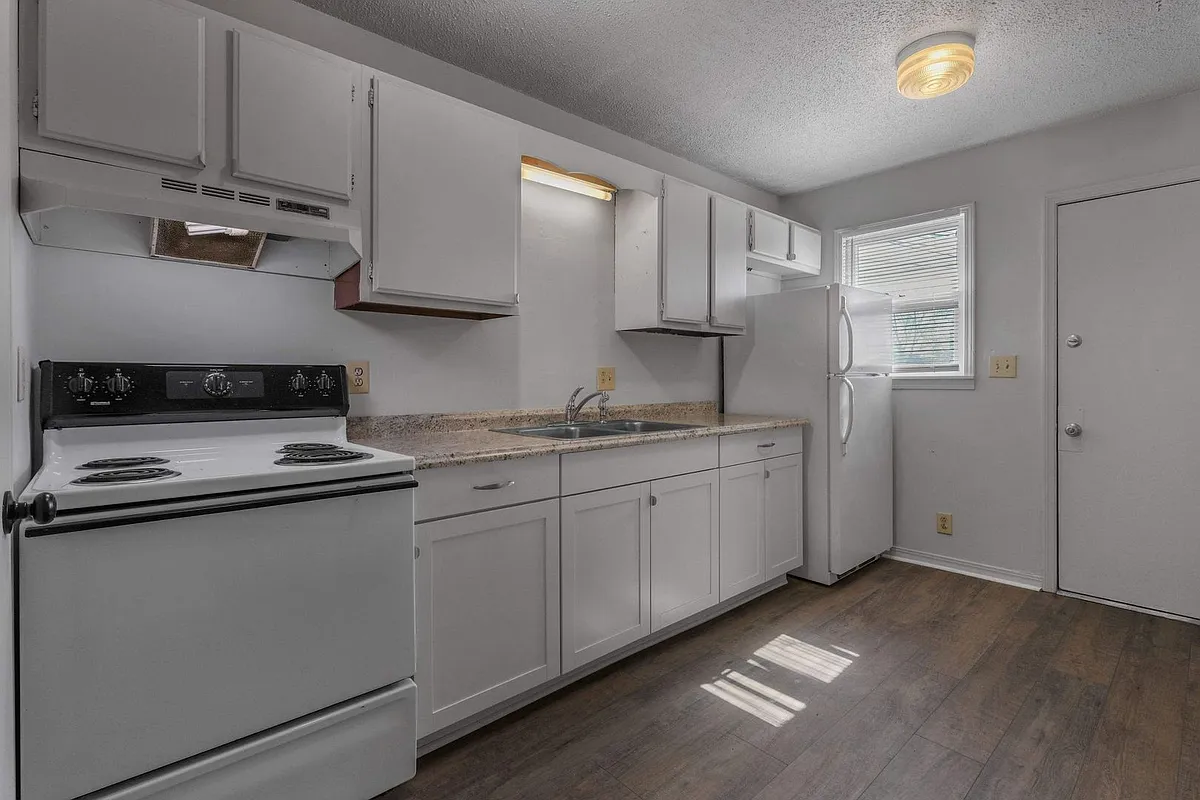 Building Photo - 103 Naydonlin Dr