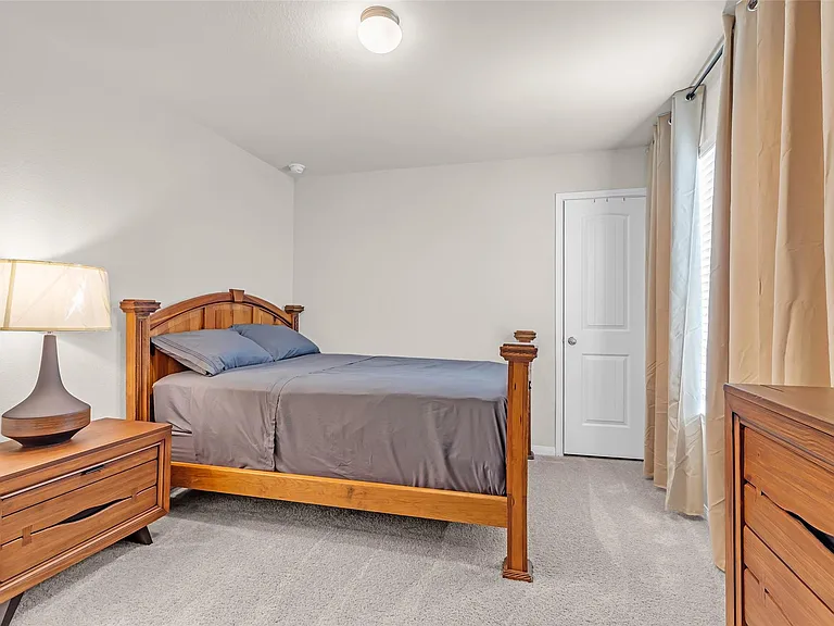 14033 Lamprey Dr — Photo 11