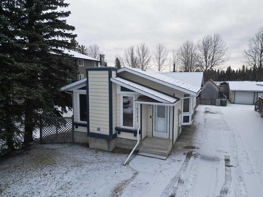 5701 N 9th Ave, Edson, AB T7E 1J4 | MLS #A2098470 | Zillow