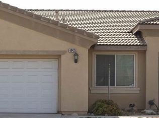 6942 Garden Rose St, Fontana, CA 92336