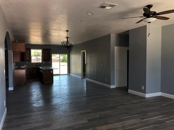 5545 Hobart Ave, Stockton, CA 95215