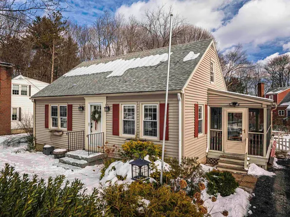 12 Chandler Way, Dover, NH 03820