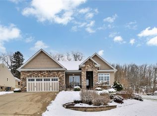 1311 Deerfield Ln, West Leechburg, PA 15656