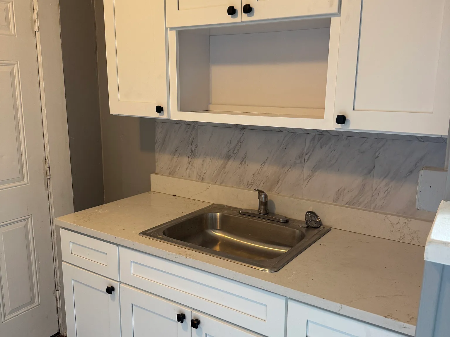 3 bed, 1.5 bath, 1100 sqft, $1,400 — Photo 1