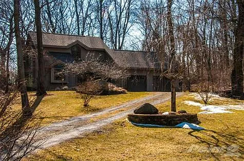 103 Woodview Ct photo 1