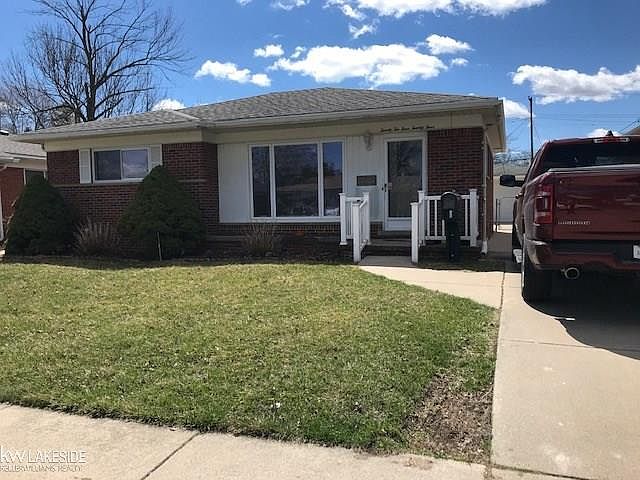 1st image of 22424 Millenbach St