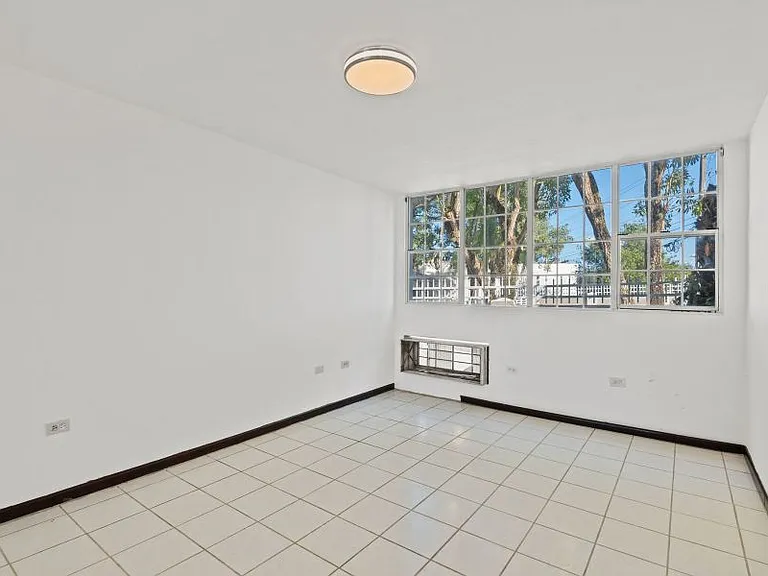 Cond Boulevard Del Rio Apt C204 — Photo 17