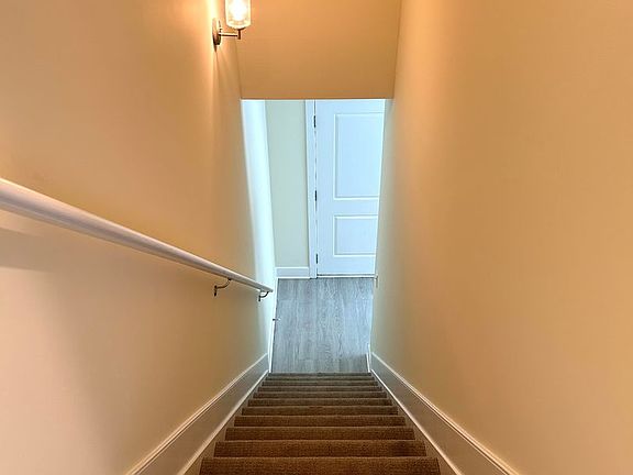 5th image of 2005 Willow Dr #8