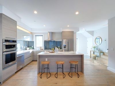 2206 Leland Ave, Mountain View, CA, 94040