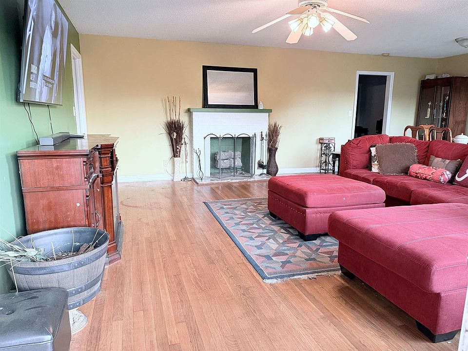 2nd image of 219 Wilson Ave