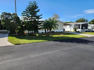 1675 Gallahad Dr, Lakeland, FL 33810