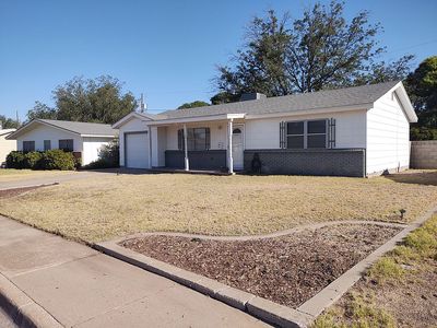1406 E Silver Dr, Hobbs, NM, 88240