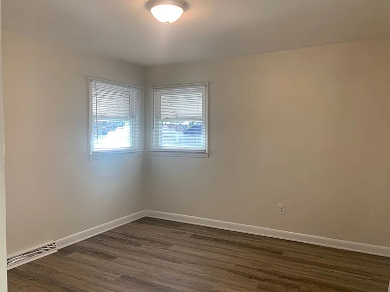 1409 Caldwell St — Photo 7