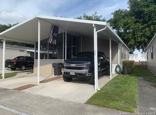 111 Plantation Blvd, Lake Worth, FL 33467