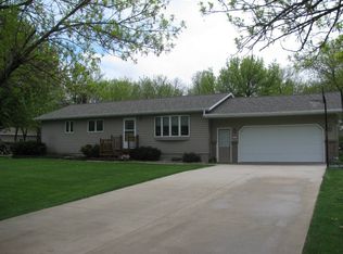 301 Corsica Ct, Milbank, SD 57252