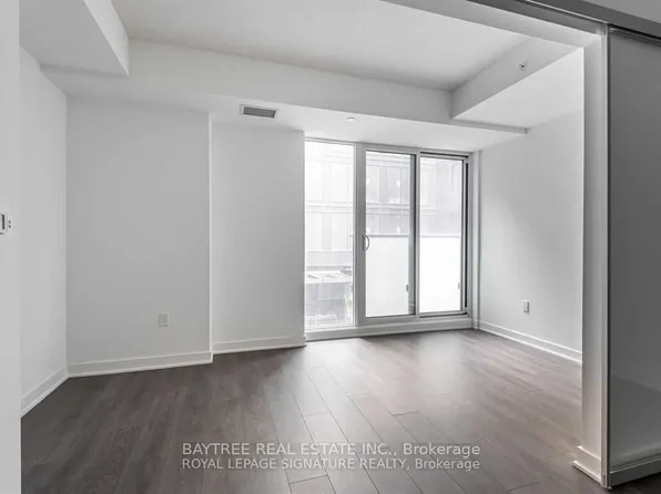 115 Blue Jays Way, Toronto, ON