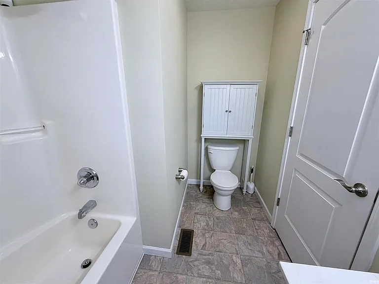 1250 W Adams Hill Cir #504 — Photo 9
