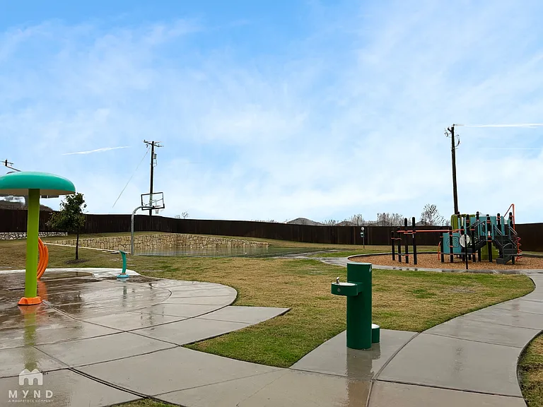 421 Micah Ln — Photo 22