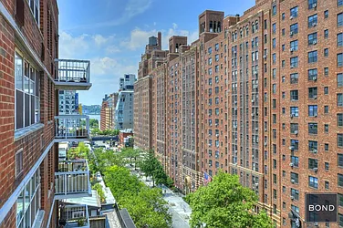 Rented by Bond New York