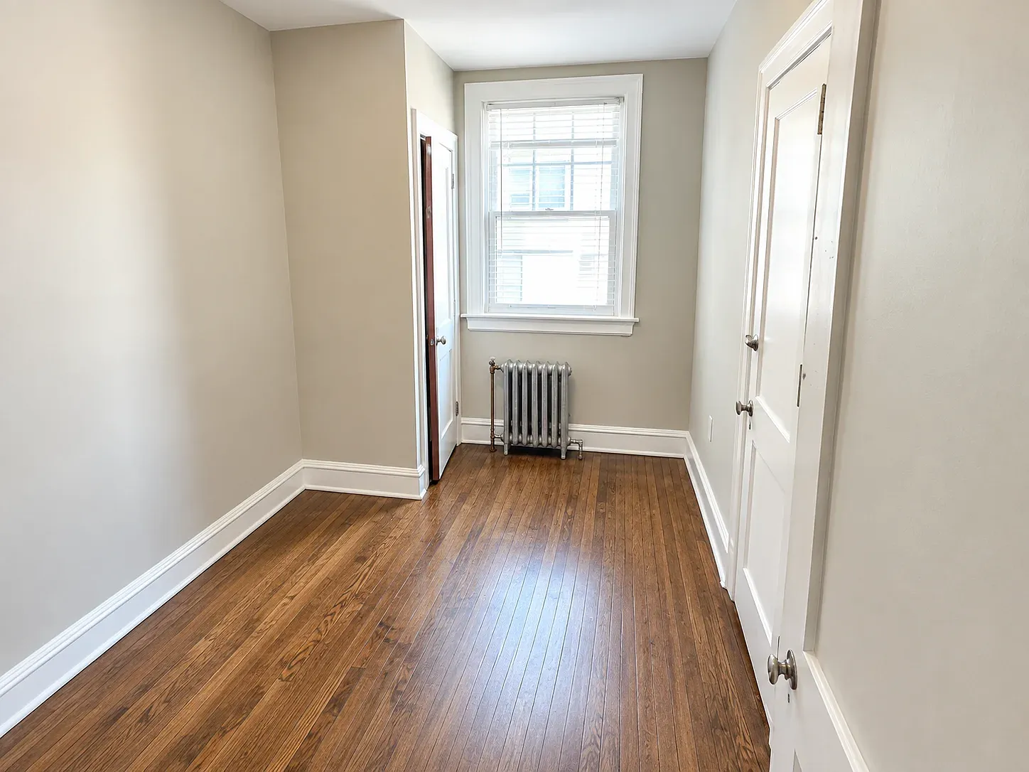 2 bed, $1,727 — Photo 4