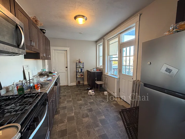 161 Kelton St #11 — Photo 10