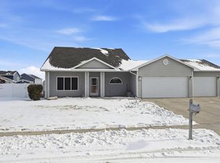 2814 N Congress St, Aberdeen, SD 57401