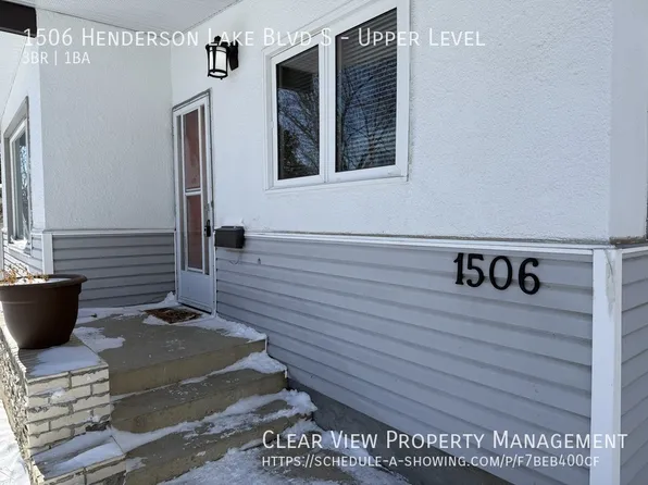 1506 Henderson Lake Blvd S, Lethbridge, AB T1K 3B8