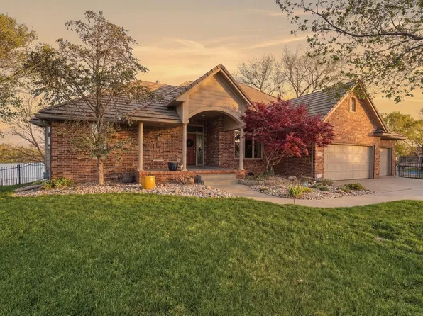 5135 N Harborside Ct, Wichita, KS 67204