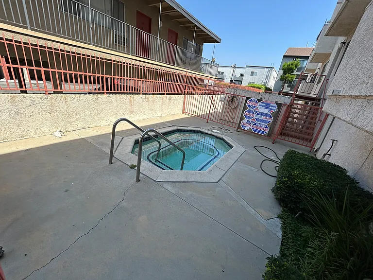 8731 De Soto Ave — Photo 26
