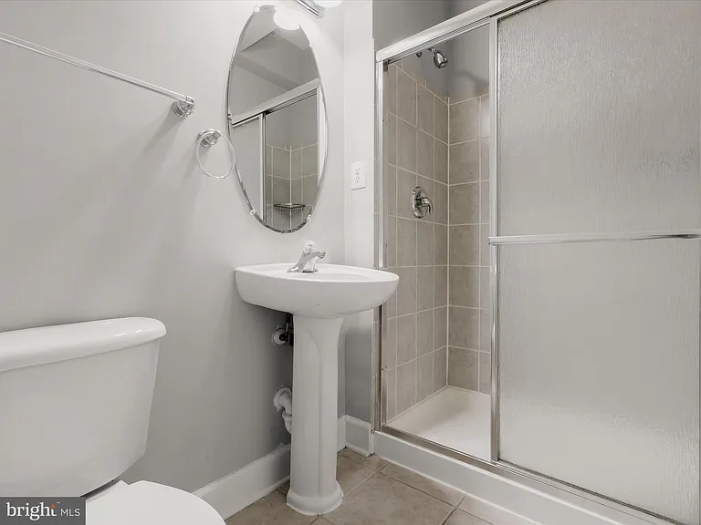 563 Pelican Ave — Photo 12