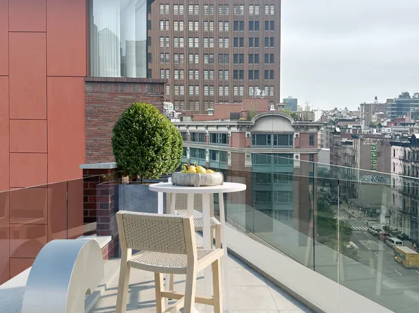 100 Franklin Street image 5 of 31