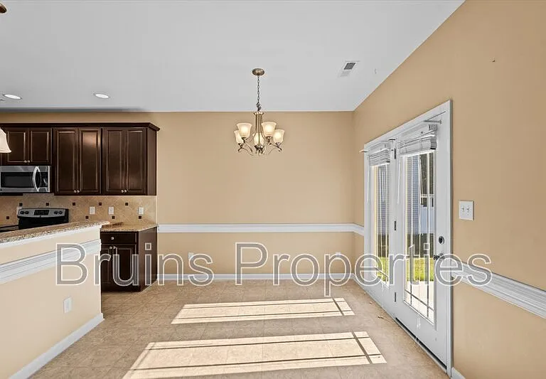 1814 Castle Gate Ct — Photo 6