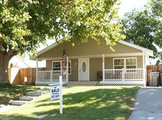 702 Sanford Ave, Richland, WA 99352