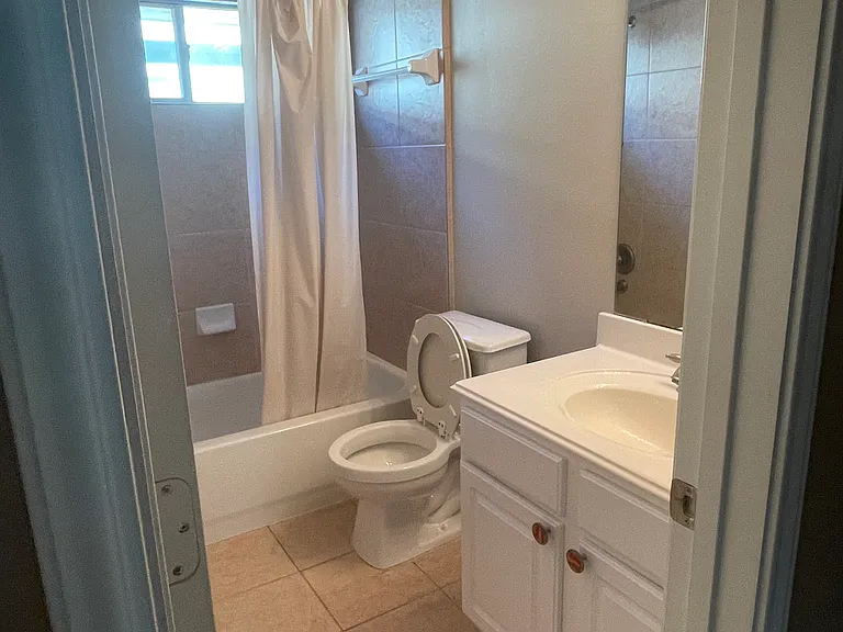 10927 Barker Grove Ln — Photo 28