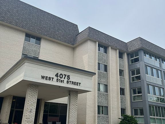 Condo building is solid concrete. All units are very quiet. No noise from the floor above or below you!