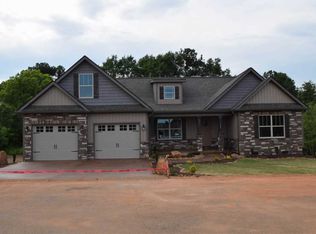 115 Tumbleweed Dr, Chesnee, SC 29323
