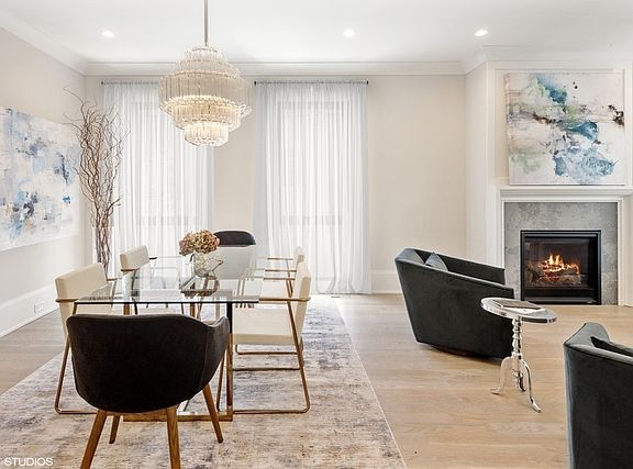 5th image of 2615 N Seminary Ave #1S