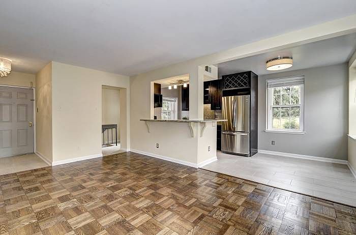 Living Room/Dining Room