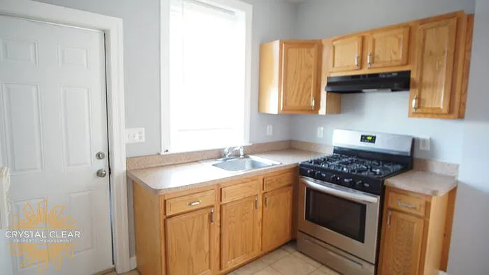 125 W 23rd St — Photo 11