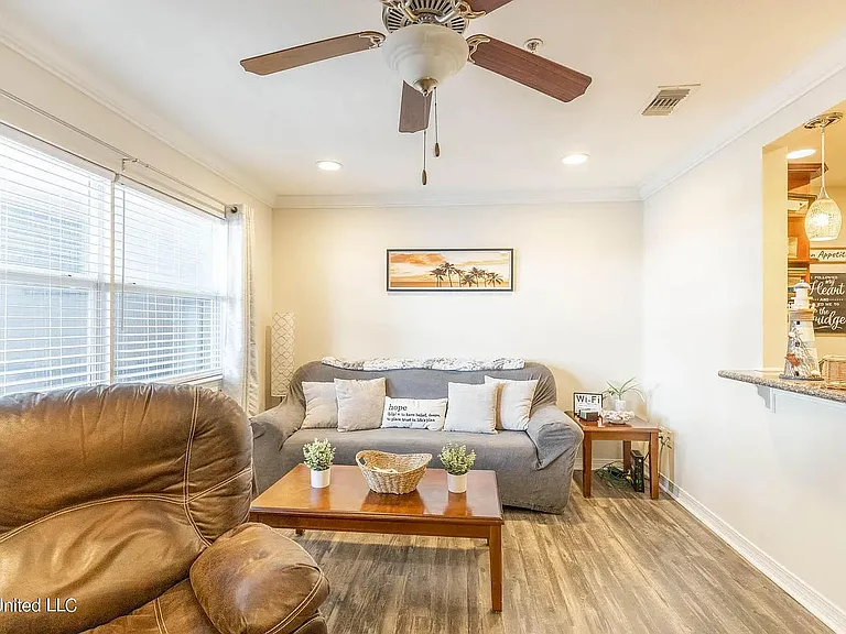 1 Beach Blvd #213 — Photo 3