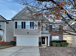 106 Circle Grove Ct, Greer, SC 29650