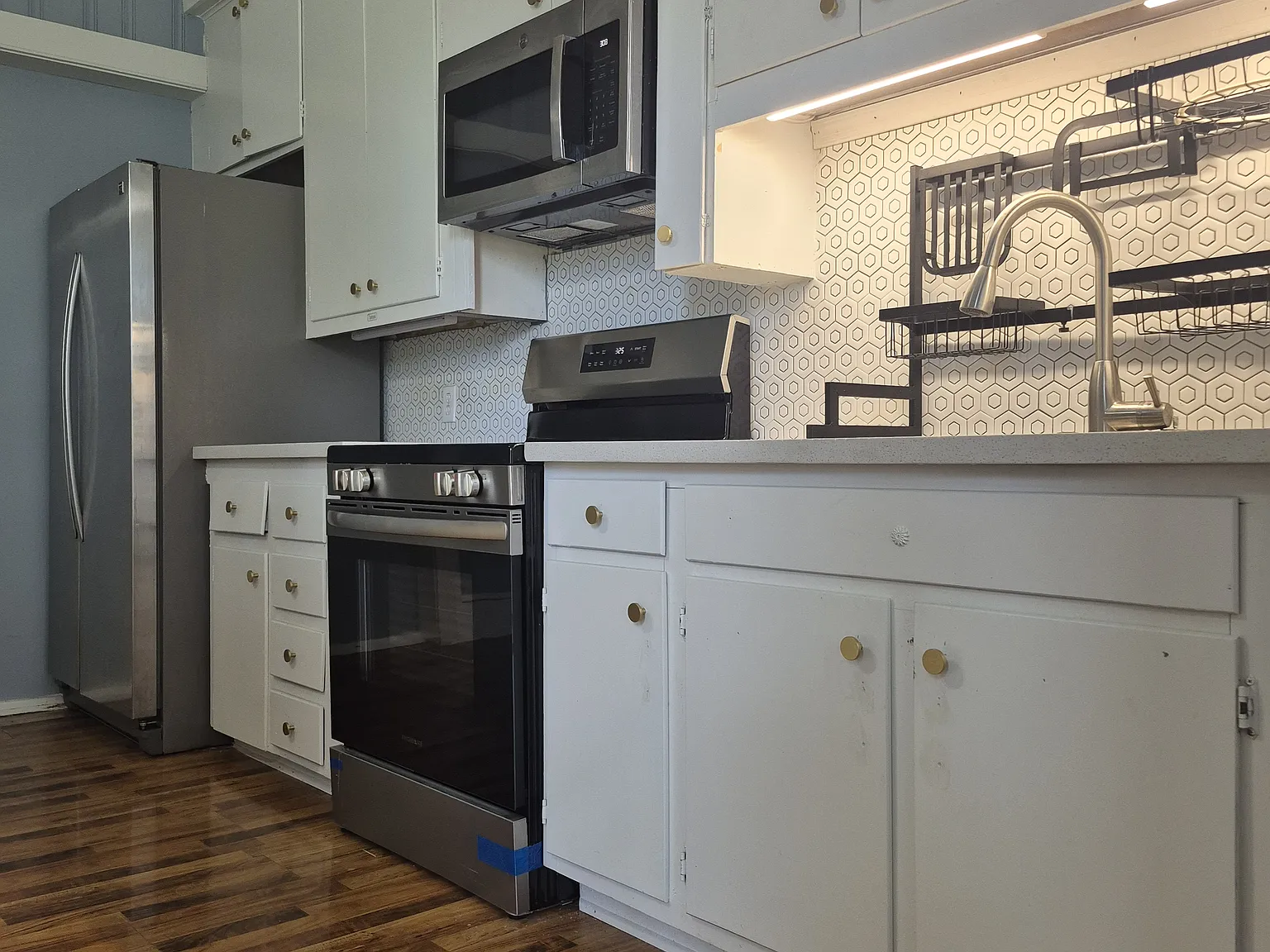 204 W Ehringhaus St — Photo 4